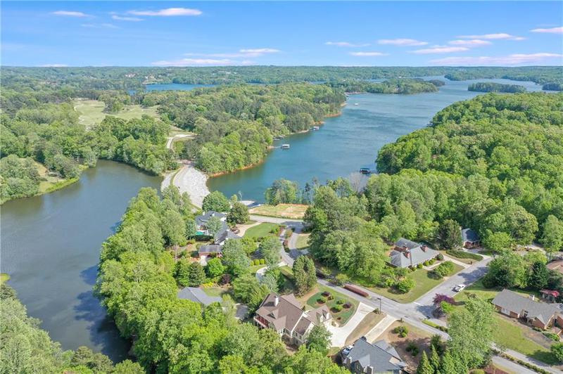 Image for property 3012 Chattahoochee Trace, Gainesville, GA 30506