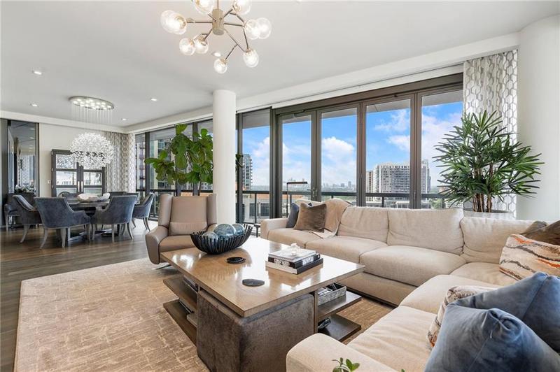 Image for property 3107 Peachtree Road 1101, Atlanta, GA 30305