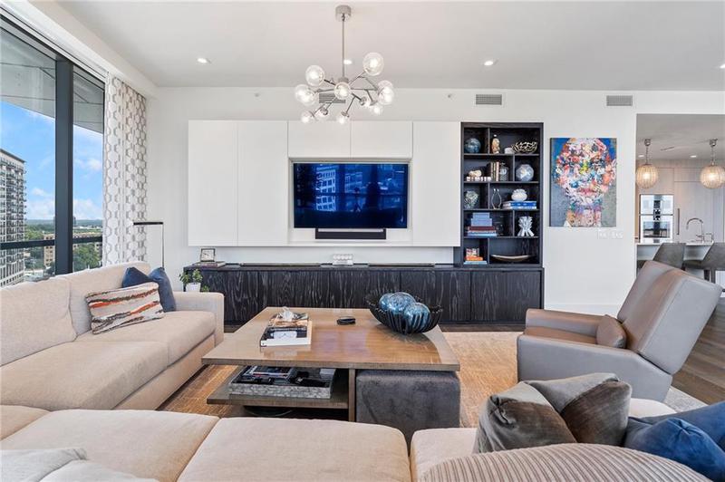 Image for property 3107 Peachtree Road 1101, Atlanta, GA 30305