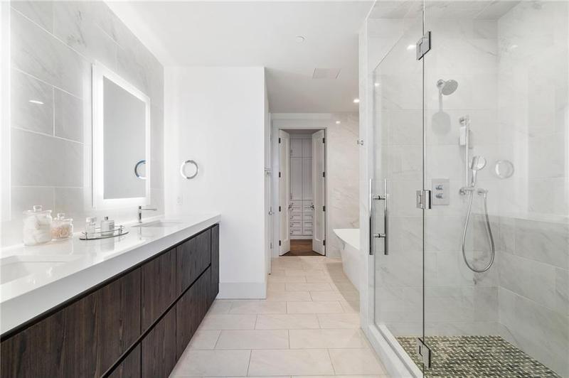 Image for property 3107 Peachtree Road 1101, Atlanta, GA 30305
