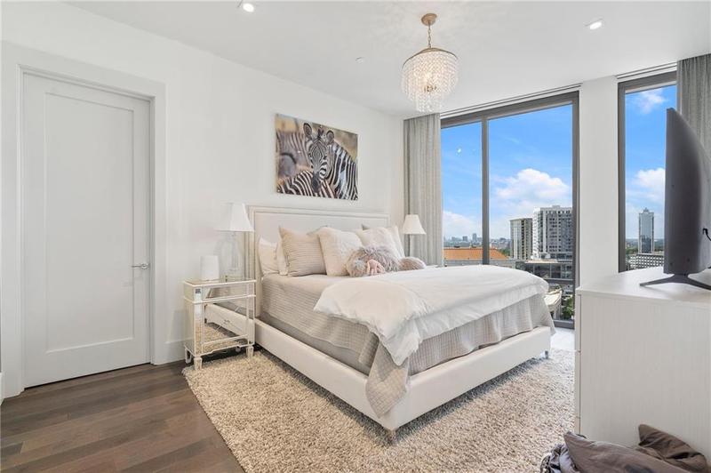 Image for property 3107 Peachtree Road 1101, Atlanta, GA 30305