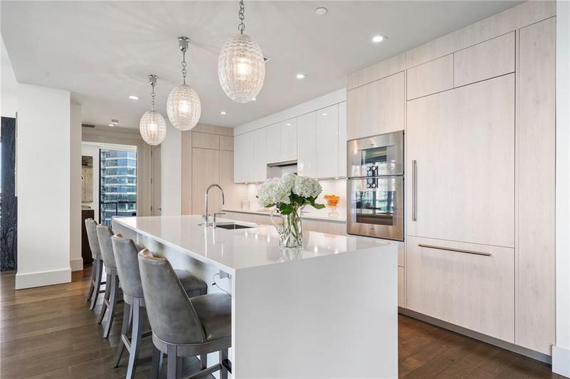 Image for property 3107 Peachtree Road 1101, Atlanta, GA 30305