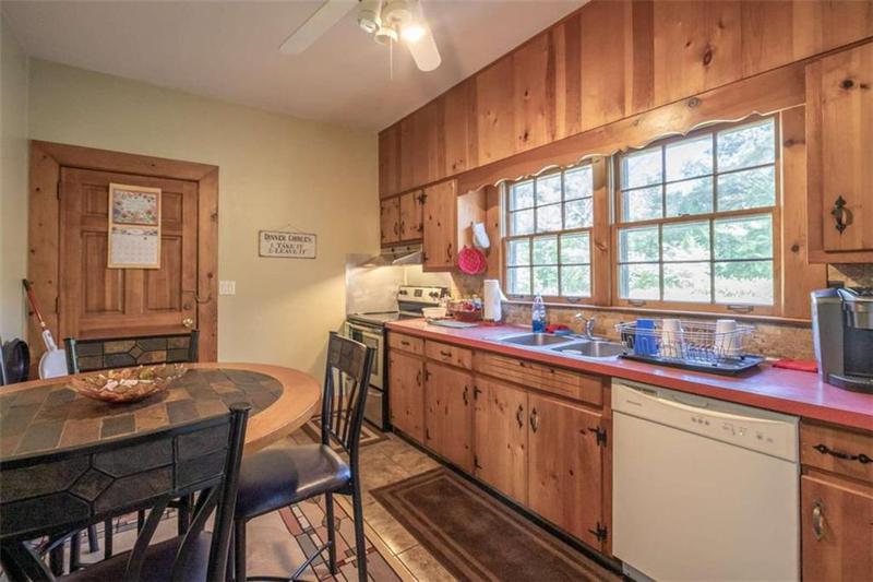 Image for property 1020 Twin Rivers Road, Greensboro, GA 30642