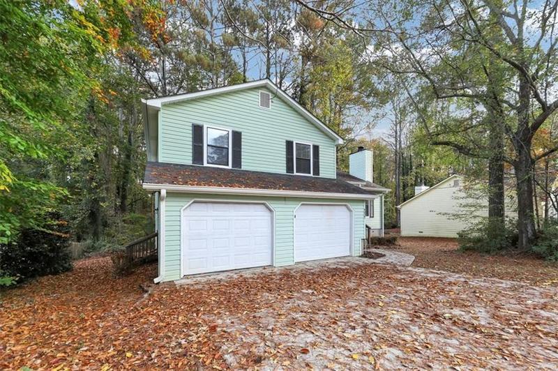 Image for property 4027 Evelyn Drive, Powder Springs, GA 30127