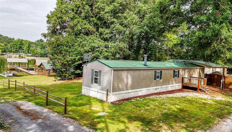 Image for property 7168 Blacks Bluff Road, Cave Spring, GA 30124