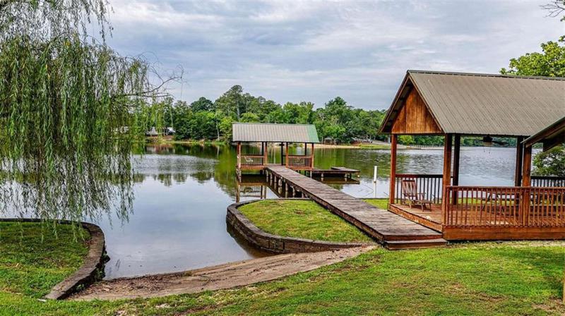Image for property 7168 Blacks Bluff Road, Cave Spring, GA 30124