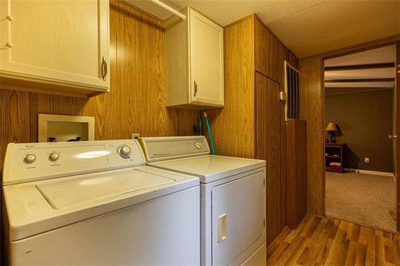 Image for property 7168 Blacks Bluff Road, Cave Spring, GA 30124