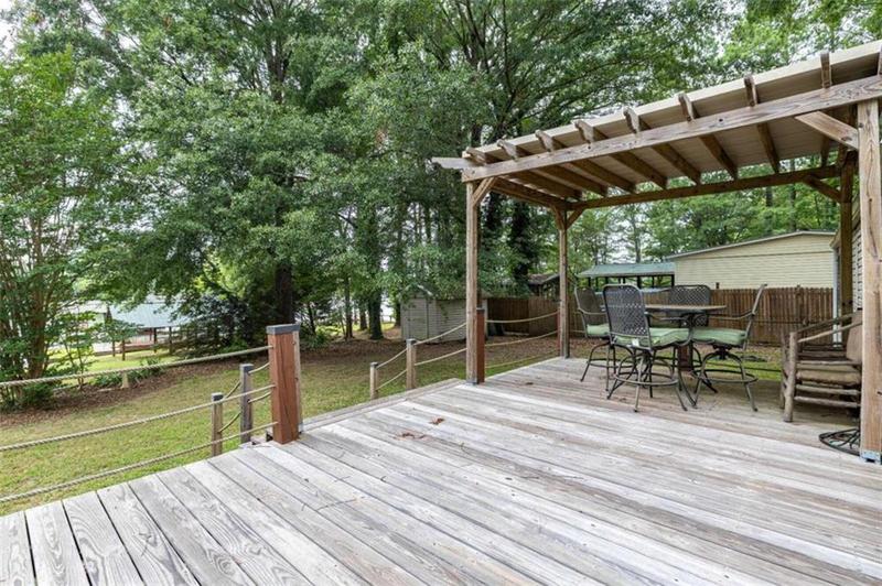 Image for property 7168 Blacks Bluff Road, Cave Spring, GA 30124
