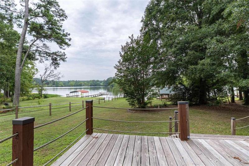 Image for property 7168 Blacks Bluff Road, Cave Spring, GA 30124