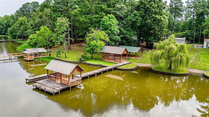 Image for property 7168 Blacks Bluff Road, Cave Spring, GA 30124