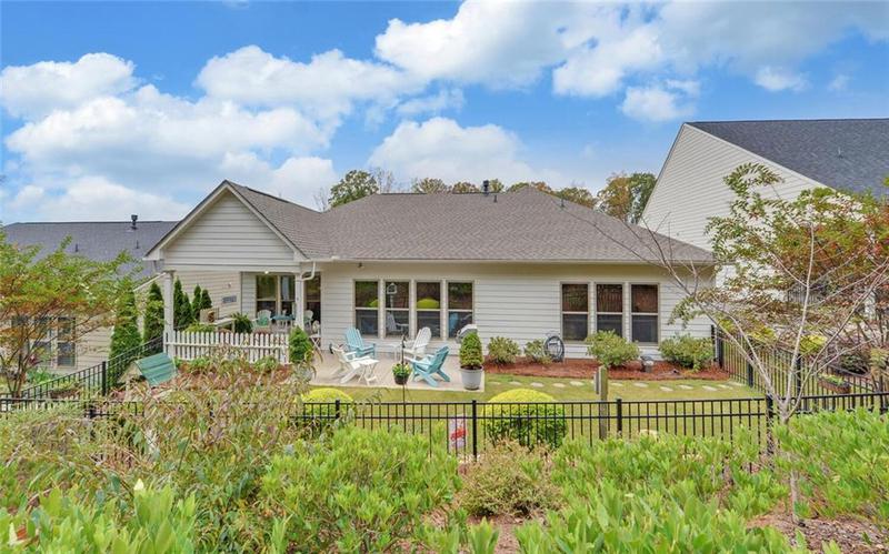 Image for property 5645 Willow Springs Place, Hoschton, GA 30548