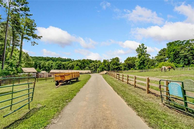 Image for property 29 LONG SWAMP Drive, Jasper, GA 30143