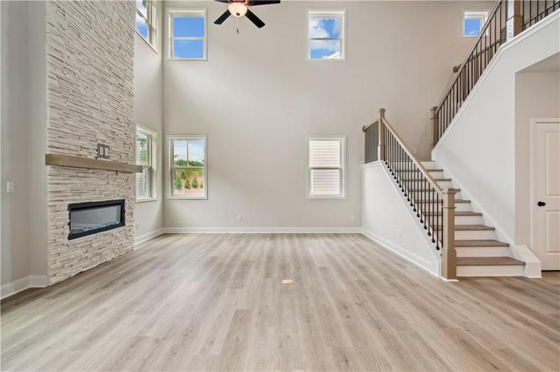 Image for property 719 Crossroad Court, Powder Springs, GA 30127