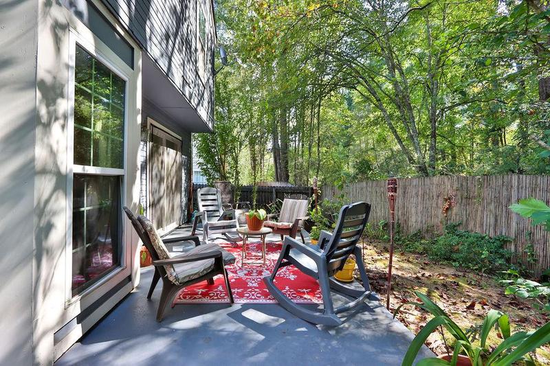 Image for property 851 Ashley Lane, Stone Mountain, GA 30087