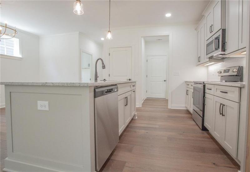 Image for property 314 Maple View Drive, Carrollton, GA 30117