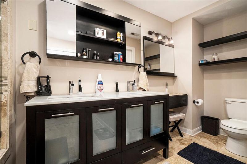 Image for property 3501 Roswell Road 211, Atlanta, GA 30305