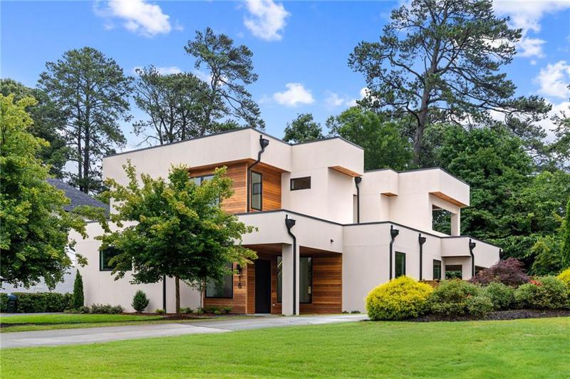 Image for property 16 Bonnie Lane, Atlanta, GA 30328