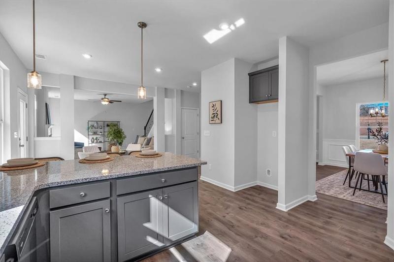 Image for property 10 Lakewood Court, Cartersville, GA 30120