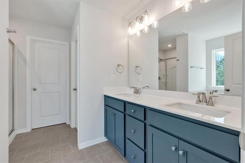 Image for property 10 Lakewood Court, Cartersville, GA 30120
