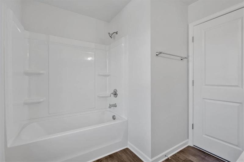Image for property 10 Lakewood Court, Cartersville, GA 30120