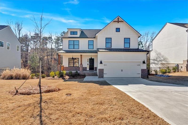 Image for property 10 Lakewood Court, Cartersville, GA 30120