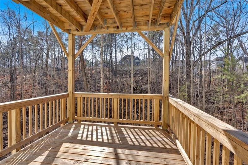 Image for property 10 Lakewood Court, Cartersville, GA 30120