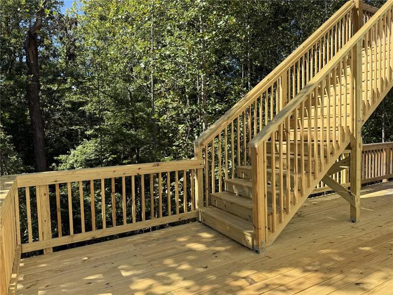 Image for property 10 Lakewood Court, Cartersville, GA 30120