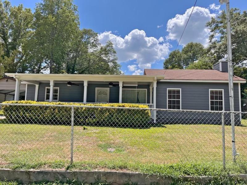 Image for property 8 Cardinal Drive, Austell, GA 30168