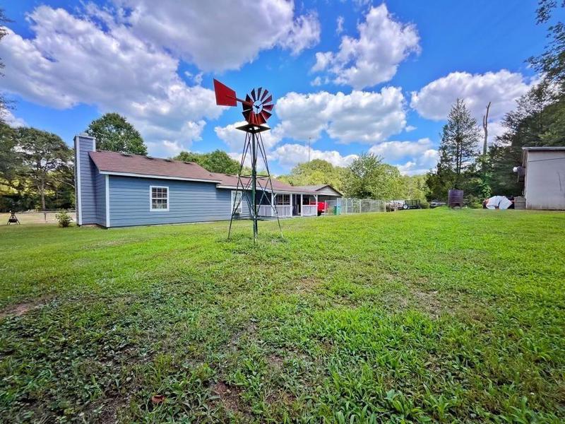 Image for property 8 Cardinal Drive, Austell, GA 30168