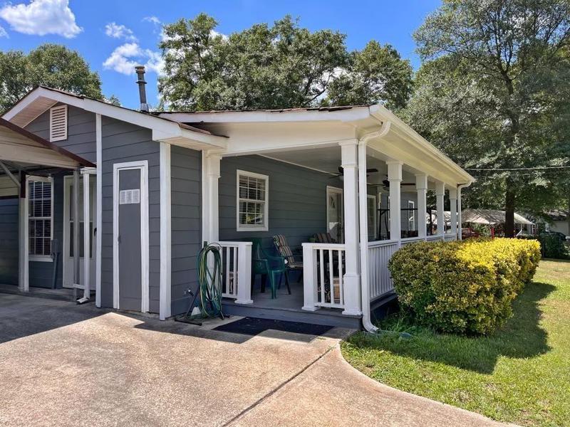 Image for property 8 Cardinal Drive, Austell, GA 30168