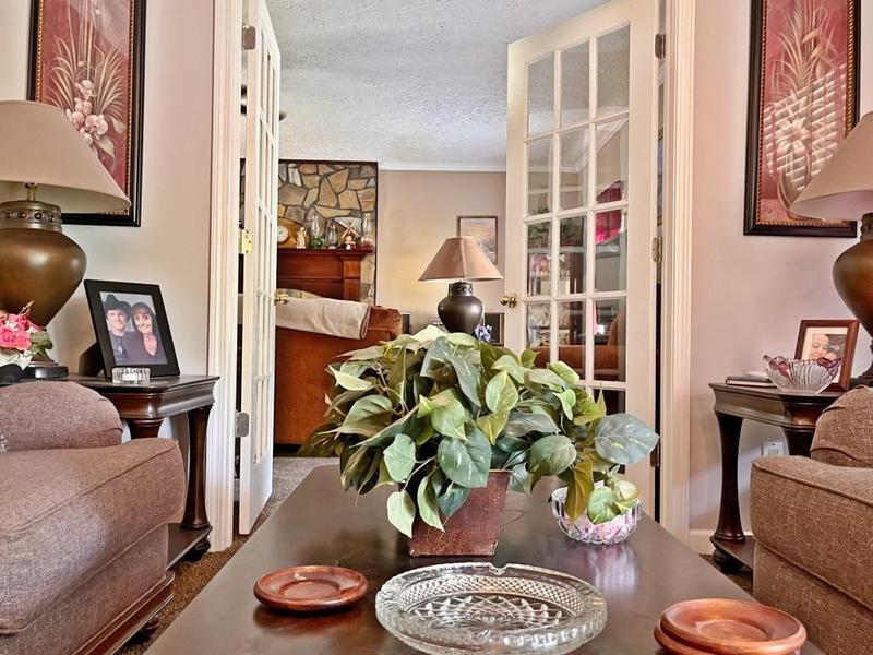 Image for property 8 Cardinal Drive, Austell, GA 30168