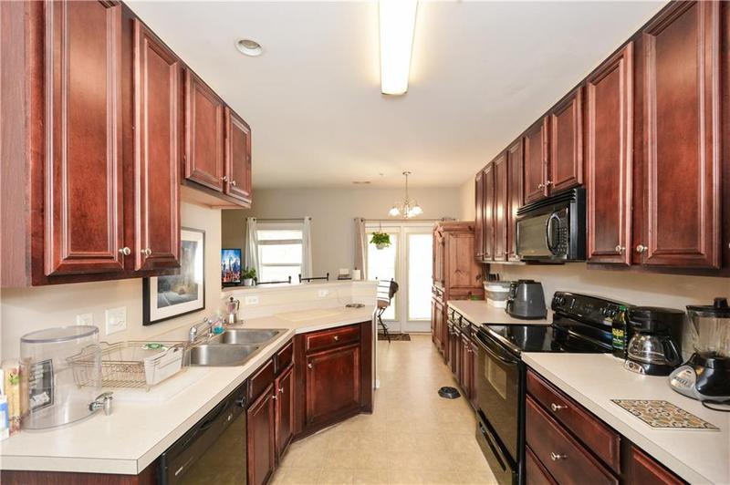 Image for property 103 Stonebridge Crossing, Newnan, GA 30265