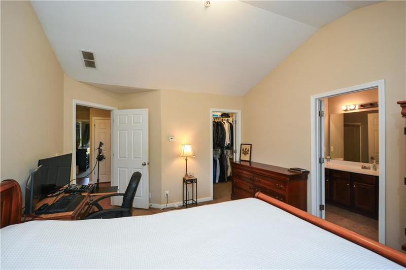 Image for property 103 Stonebridge Crossing, Newnan, GA 30265