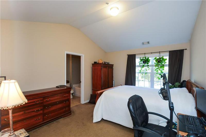 Image for property 103 Stonebridge Crossing, Newnan, GA 30265