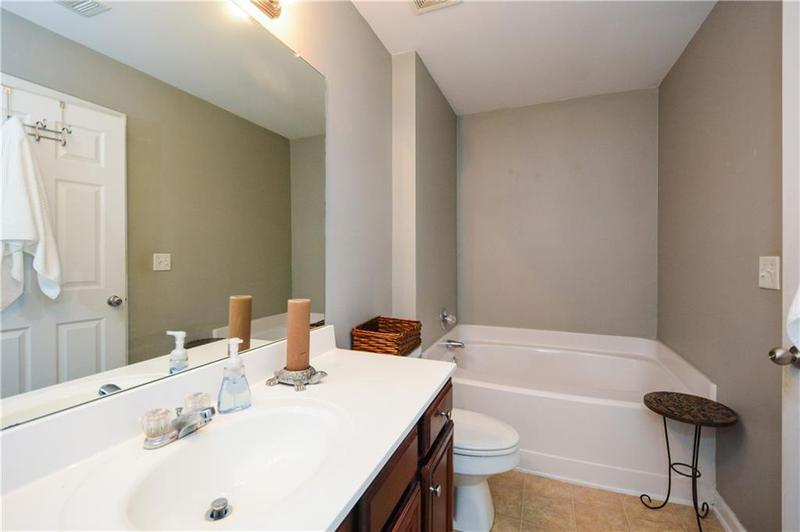 Image for property 103 Stonebridge Crossing, Newnan, GA 30265