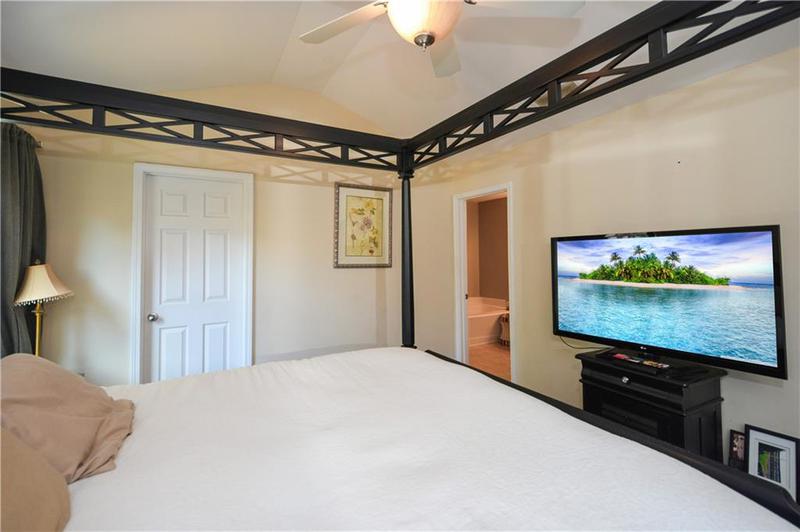 Image for property 103 Stonebridge Crossing, Newnan, GA 30265