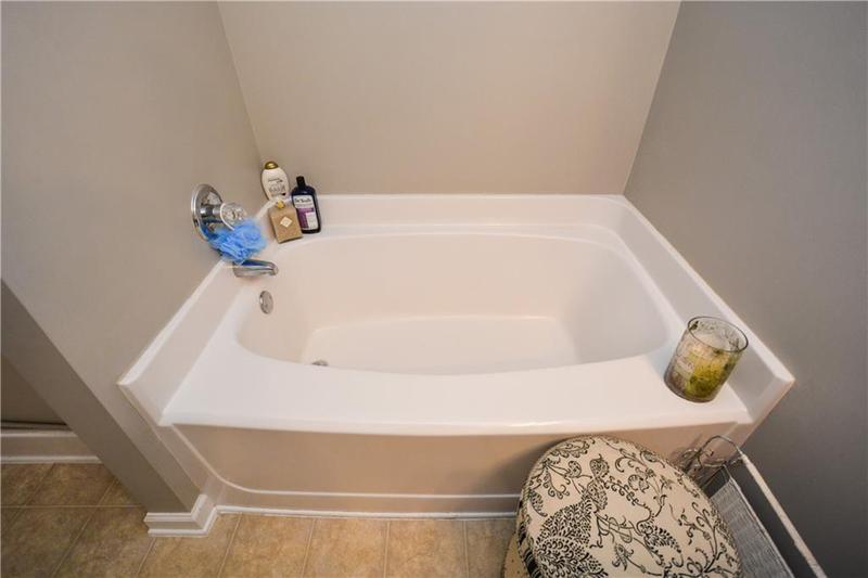 Image for property 103 Stonebridge Crossing, Newnan, GA 30265
