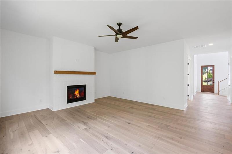 Image for property 729 Keystone Drive, Woodstock, GA 30188