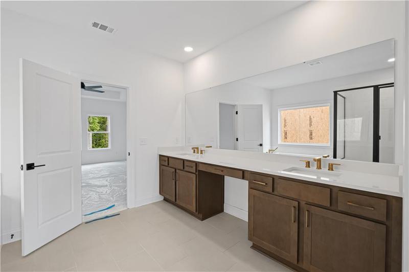 Image for property 729 Keystone Drive, Woodstock, GA 30188
