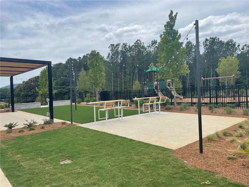 Image for property 729 Keystone Drive, Woodstock, GA 30188