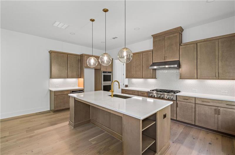 Image for property 729 Keystone Drive, Woodstock, GA 30188