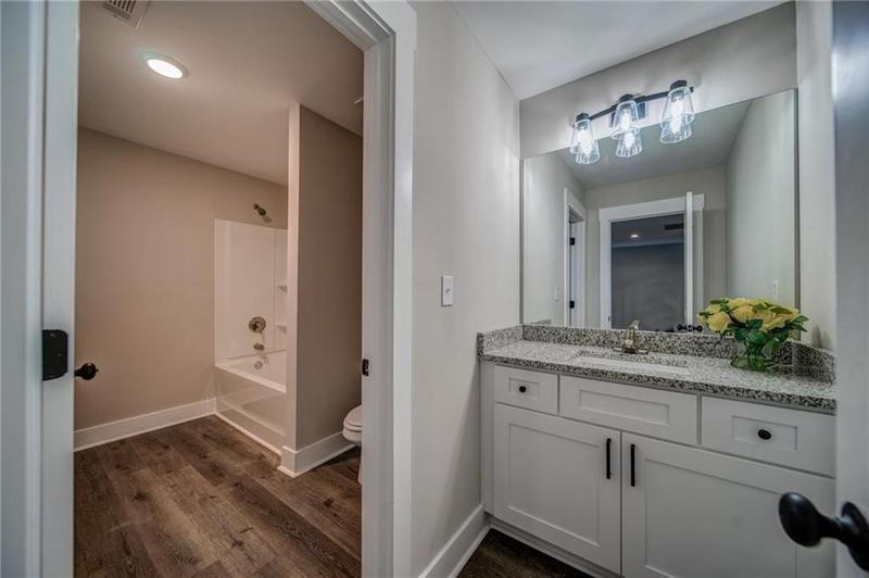 Image for property 157 Towne Villas Drive 18, Jasper, GA 30143