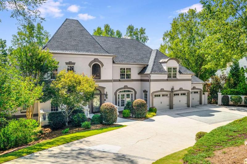 Image for property 8345 Jett Ferry Road, Sandy Springs, GA 30350