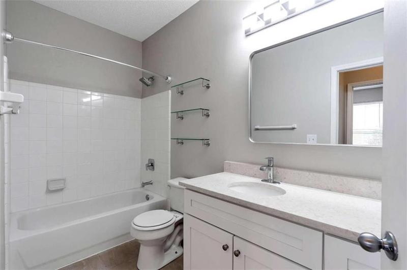 Image for property 10 Perimeter Summit Boulevard 2212, Brookhaven, GA 30319