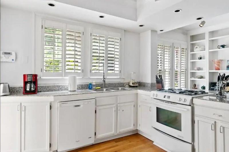 Image for property 1323 Briarcliff Road, Atlanta, GA 30306