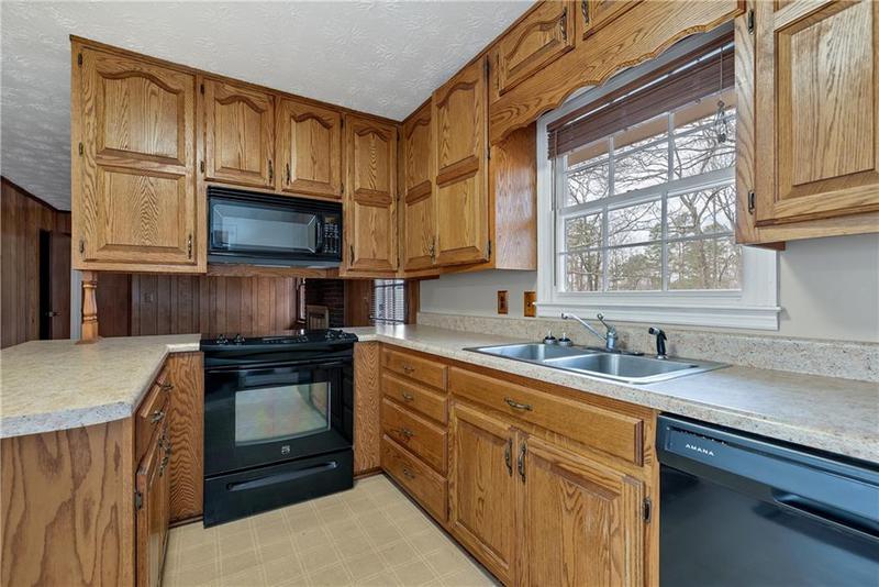 Image for property 5972 Mcever Road, Flowery Branch, GA 30542