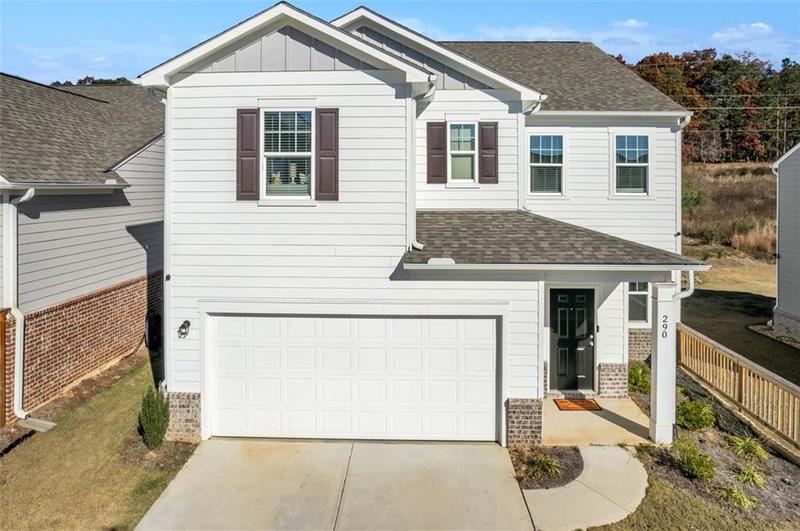 Image for property 290 HYDE Park, Winder, GA 30680