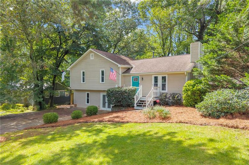 Image for property 705 Wind Song Trace, Woodstock, GA 30189