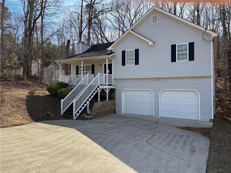 Image for property 194 Spring Leaf Drive, Dallas, GA 30157