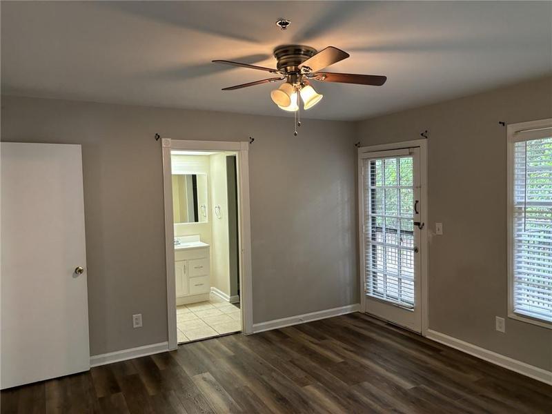 Image for property 3117 Colonial Way I, Atlanta, GA 30341